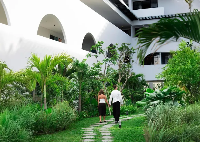 Hotel Kiara Beachtown